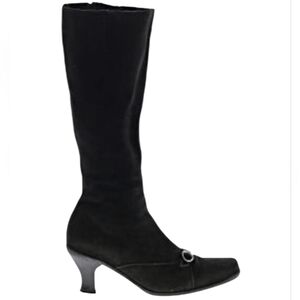 La CANADIENNE Black Suede Kitten Heels Heeled Fitted Boots